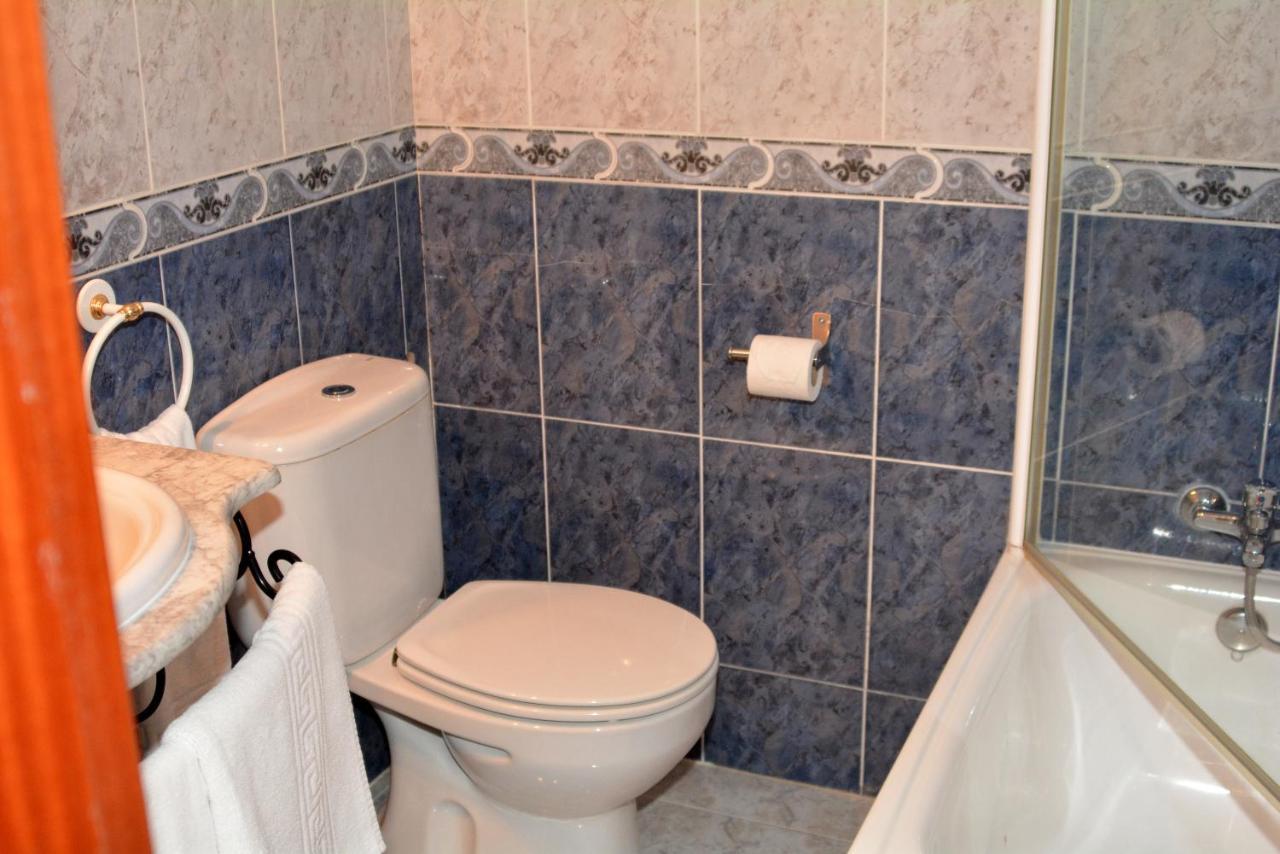 Hostal Gastrobar Carmelo Villarejo de Salvanés المظهر الخارجي الصورة