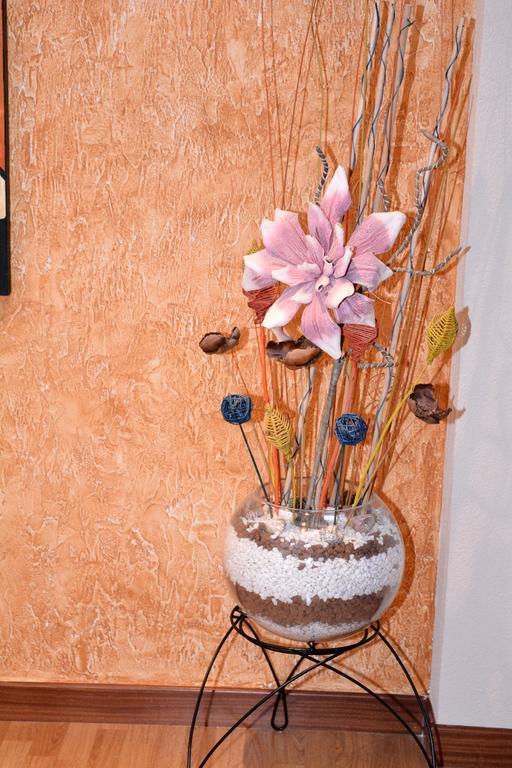 Hostal Gastrobar Carmelo Villarejo de Salvanés المظهر الخارجي الصورة