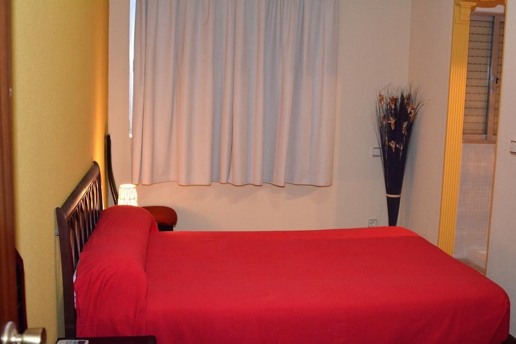 Hostal Gastrobar Carmelo Villarejo de Salvanés المظهر الخارجي الصورة